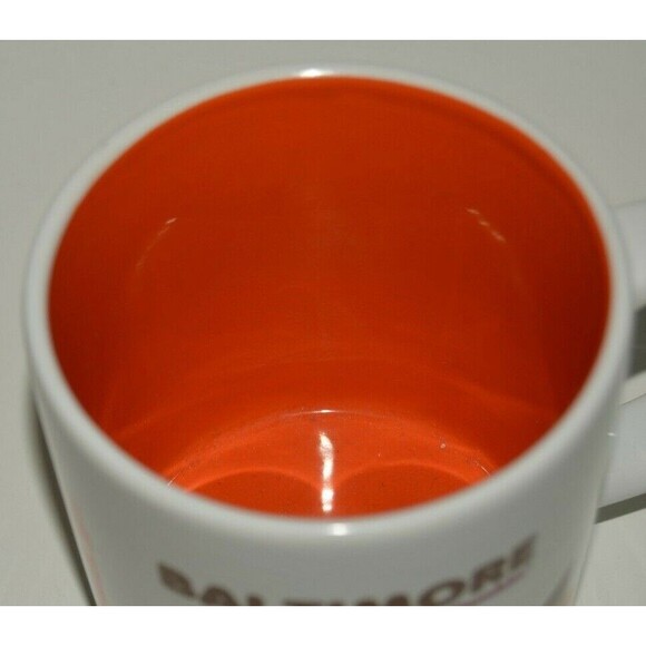 MINTY 2013 BALTIMORE Runs on DUNKIN DONUTS High End Graphic Coffee Mug Rare - Picture 5 of 6